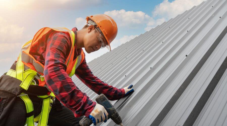 Professional Flat Roofing Installation in Taylor, ND